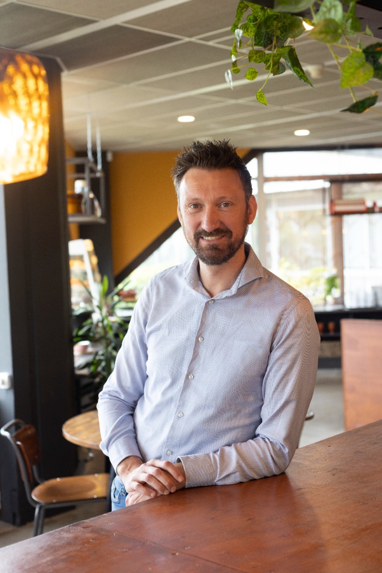 LEF Accountants Peter